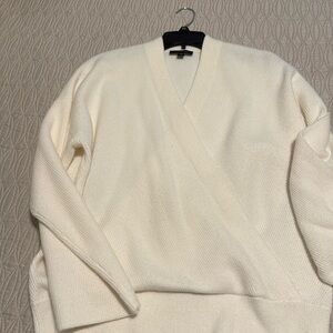 Ann Taylor wrap front sweater. Sz XXL